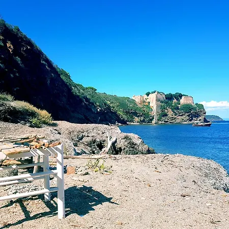 Dimora Il Funghetto - Capo Perla 卡波利韦里